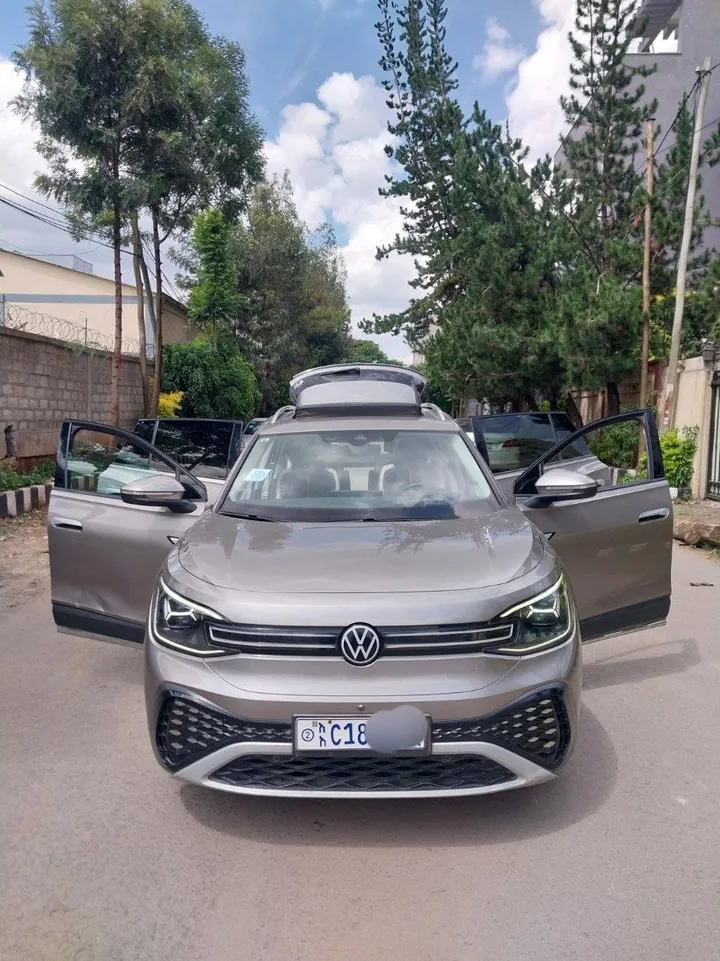 Volkswagen ID.6 Crozz Pro 2022 – photo 3
