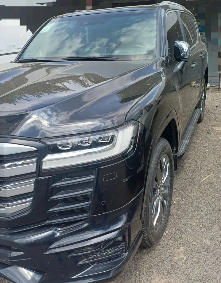 Toyota Land Cruiser VXR 2023 – photo 5