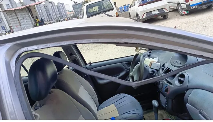 Toyota Vitz 2001 Automatic – photo 5