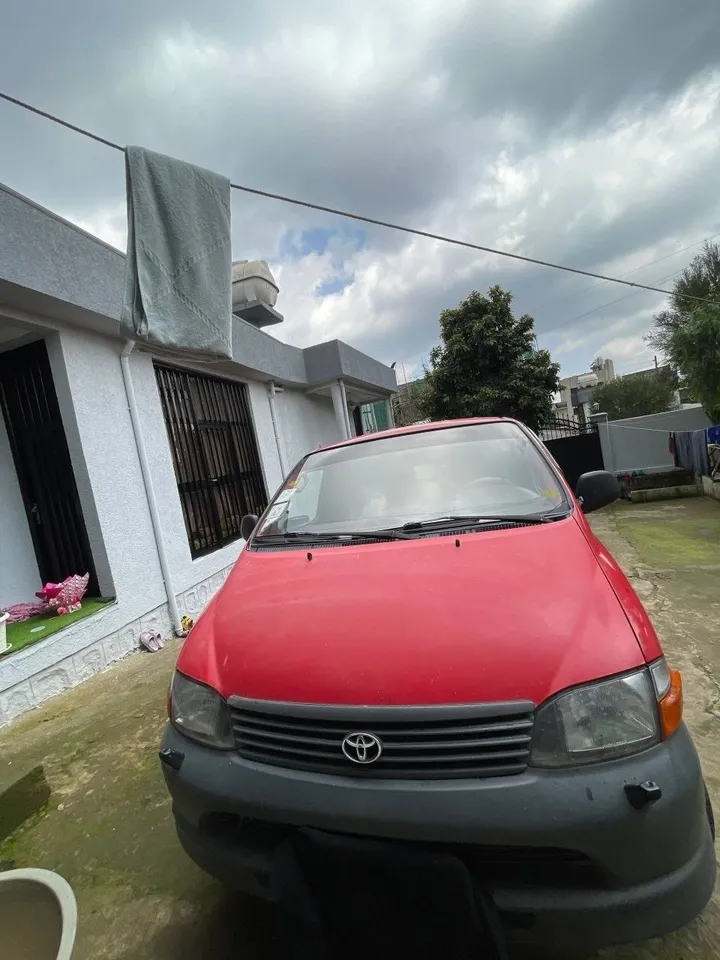 Toyota Hiace Van 2006 – photo 5