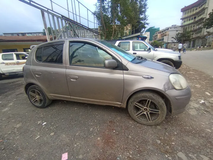 Toyota Vitz 2004 Automatic – photo 6