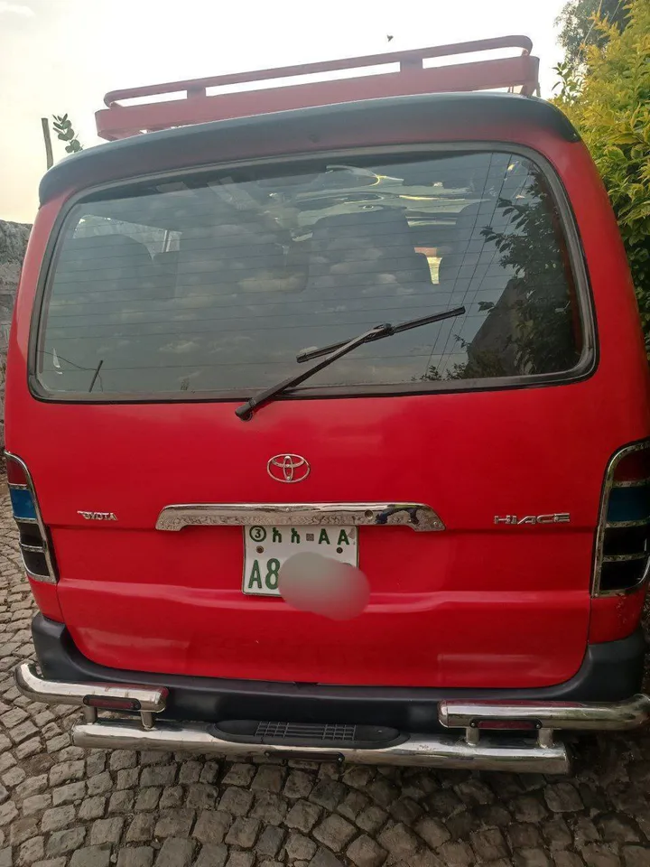 Toyota Hiace Dolphin 2006 Manual – photo 3