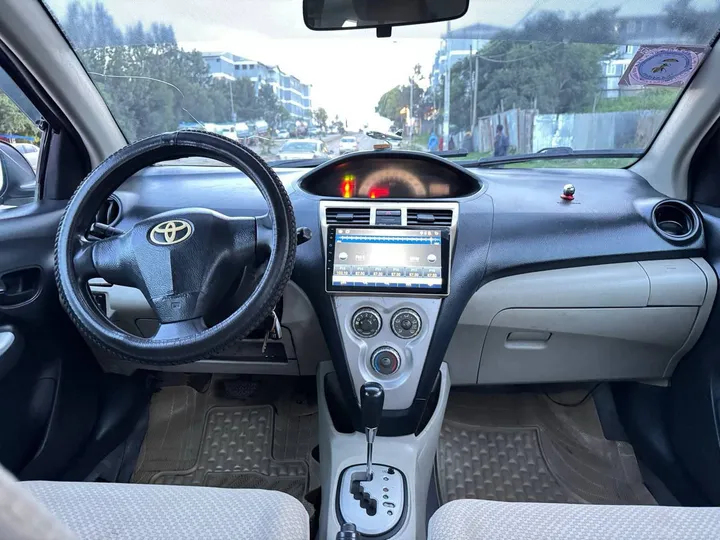 Toyota Yaris Belta 2008 Automatic – photo 3