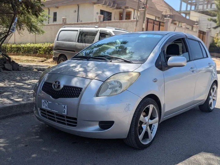 Toyota Yaris Compact 2006 Automatic – photo 5