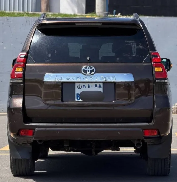 Toyota Land Cruiser Prado 2019 – photo 3