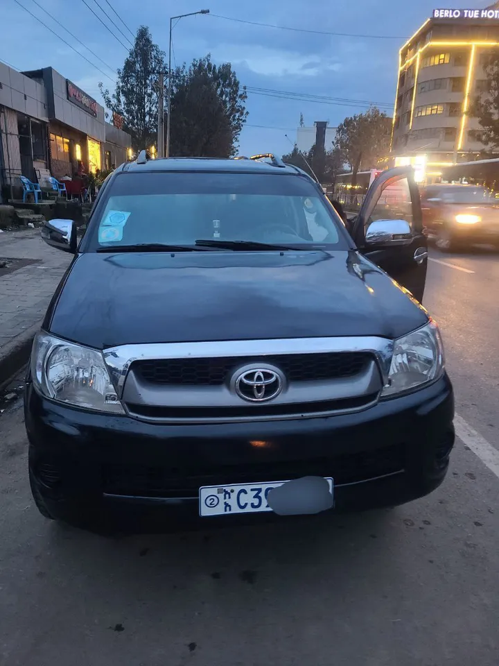 Toyota Hilux Double Cab 2010 – photo 8