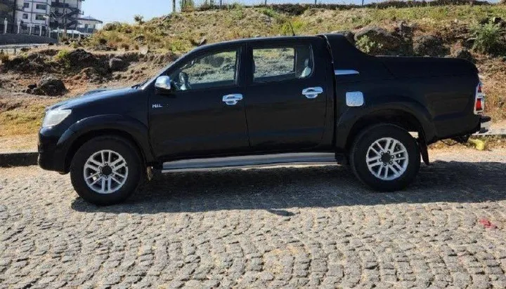 Toyota Hilux 2013 Pickup Automatic – photo 7