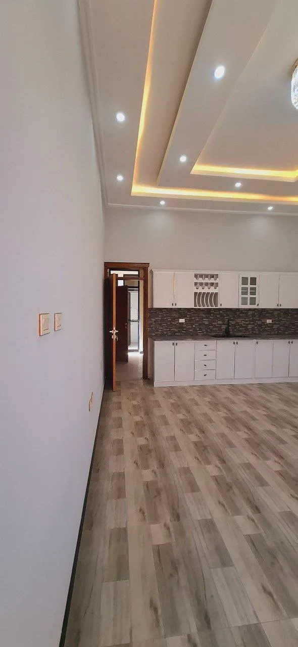 Villa House for Sale in Summit – photo 8