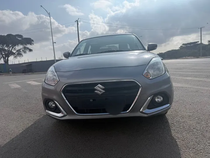 Suzuki Dzire 2022 Automatic – photo 5