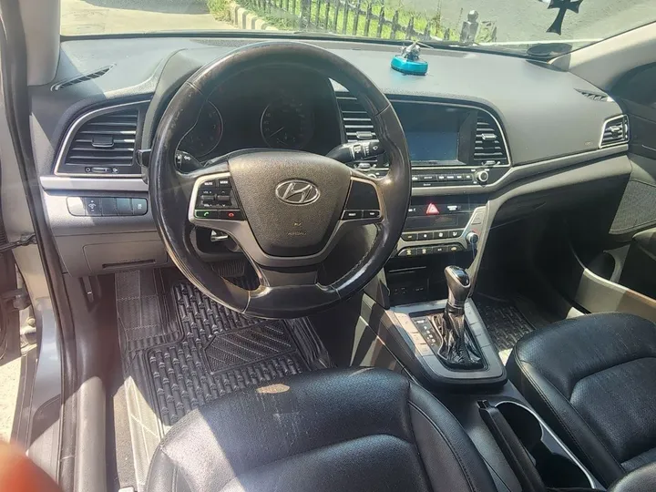 Hyundai Avante 2017 GDI Sedan – photo 4