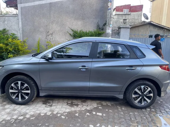 BYD E2 2025 Electric Car – photo 7