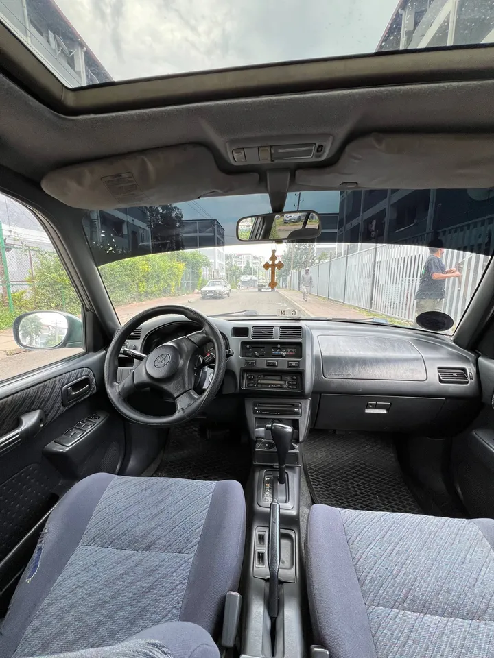 Toyota Rav4 1999 Automatic – photo 4
