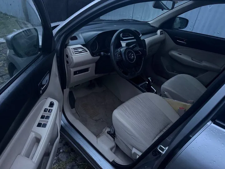 Suzuki Dzire 2022 Automatic – photo 3