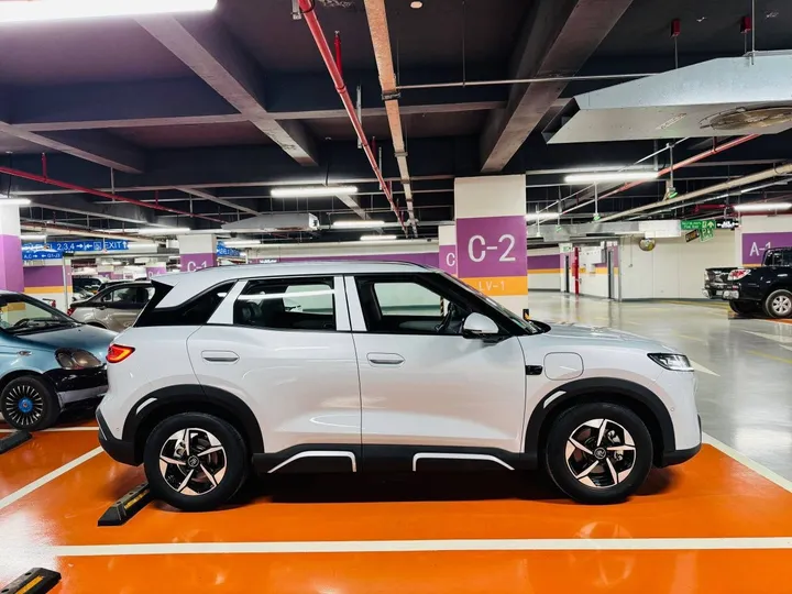 BYD Yuan Up Smart 2025 – photo 4