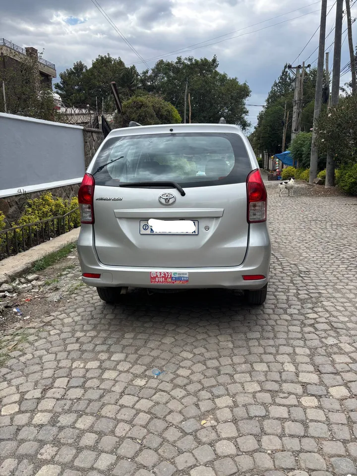 Toyota Avanza 2013 – photo 4