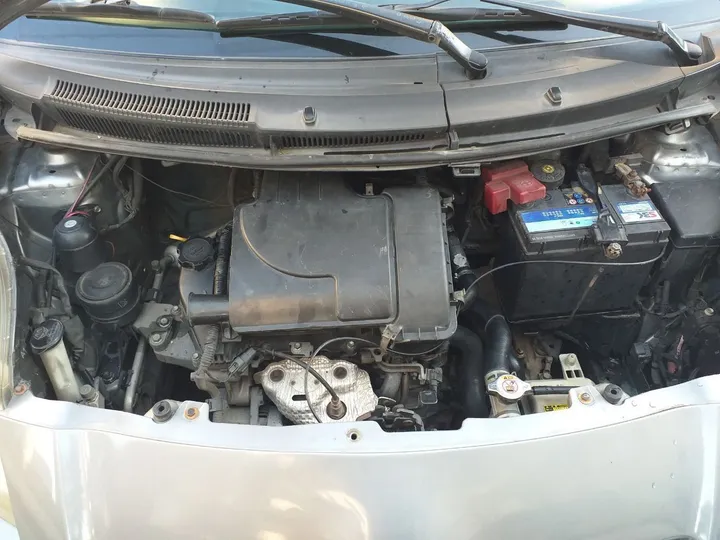 Toyota Compact 2008 Automatic – photo 6