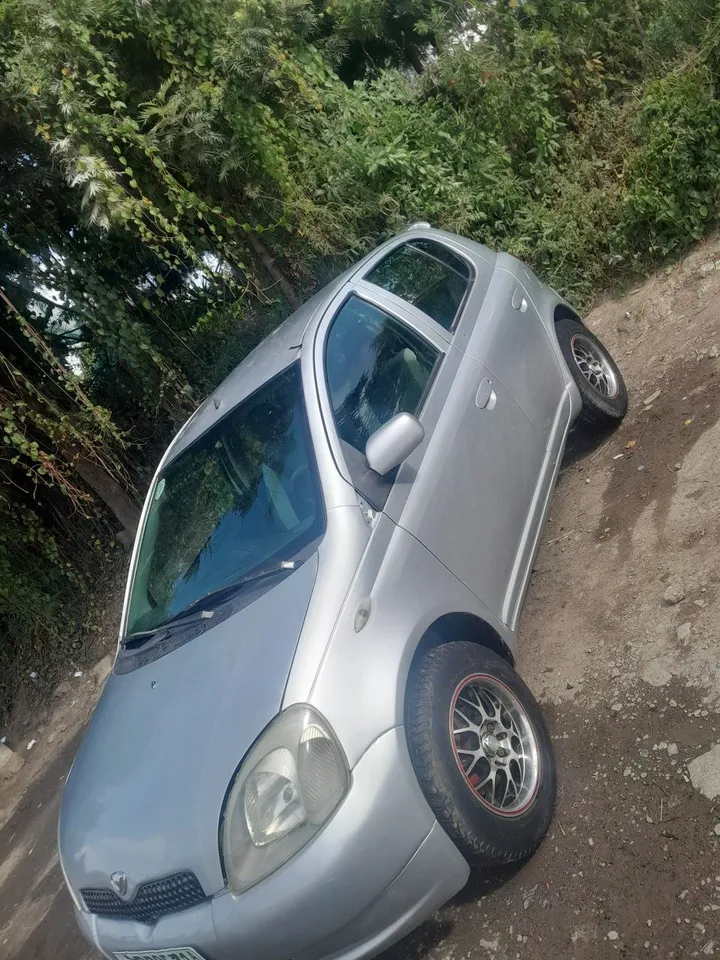 Toyota Vitz 2001 Hatchback – photo 3