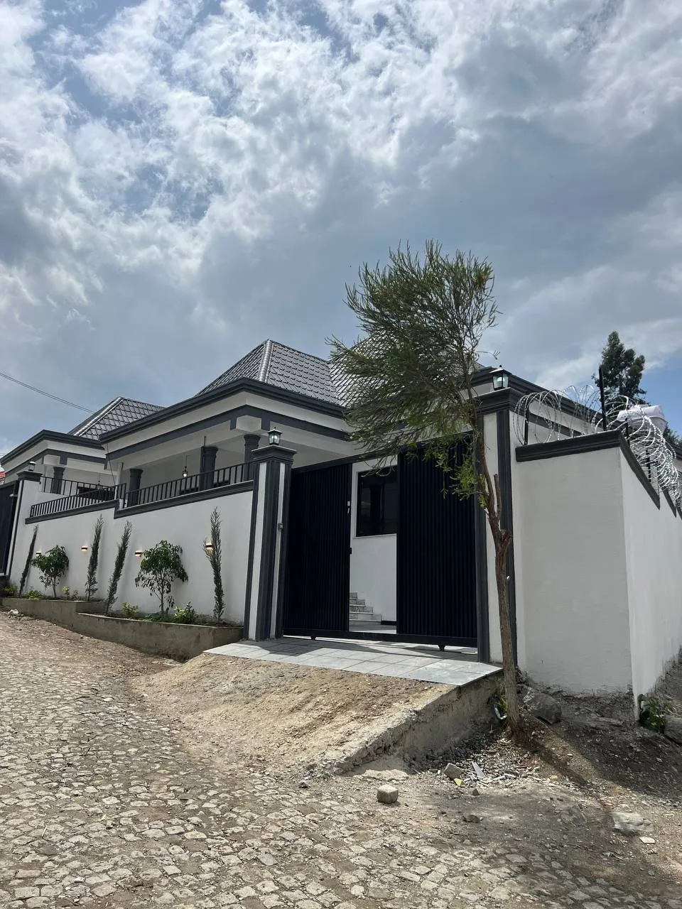 175 sqm Villa House in Goro – photo 7