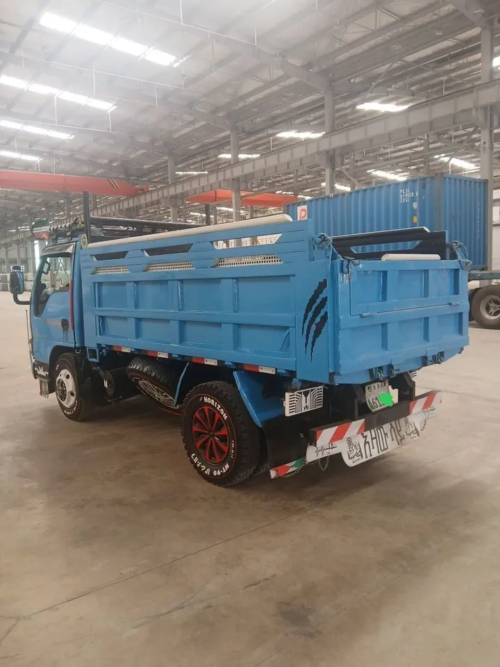 Isuzu Dump Truck 1999 – photo 4