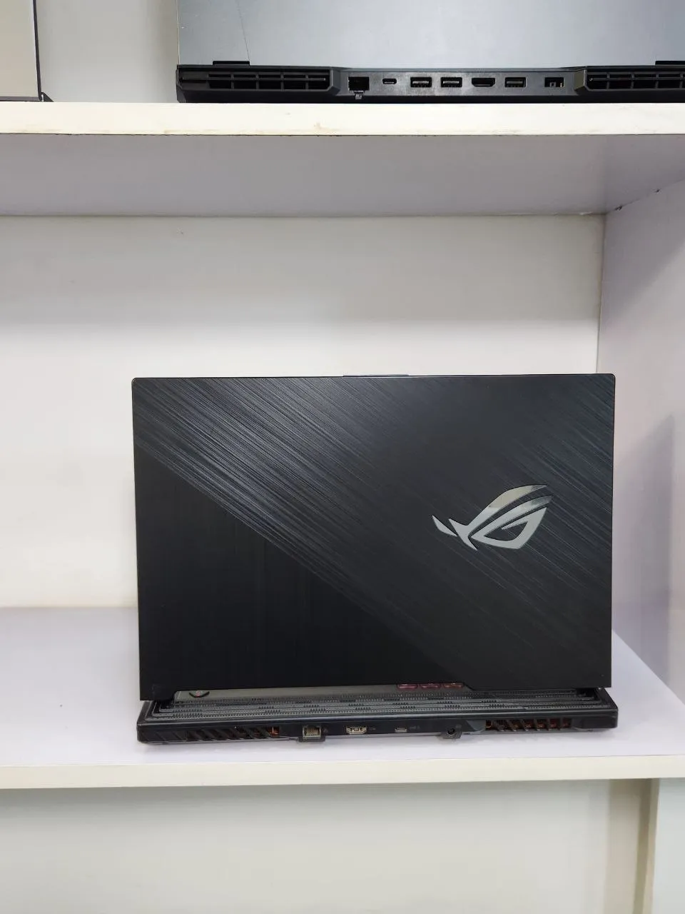 Asus ROG Strix i7 RTX 2060 Laptop – photo 3