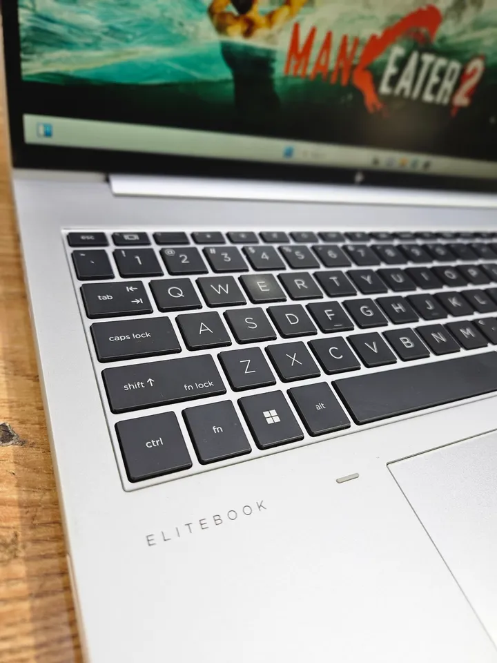 HP EliteBook 860 G9 Core i7 – photo 4