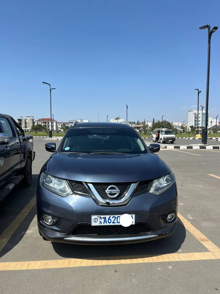 Nissan X-Trail 2015 SUV – photo 4