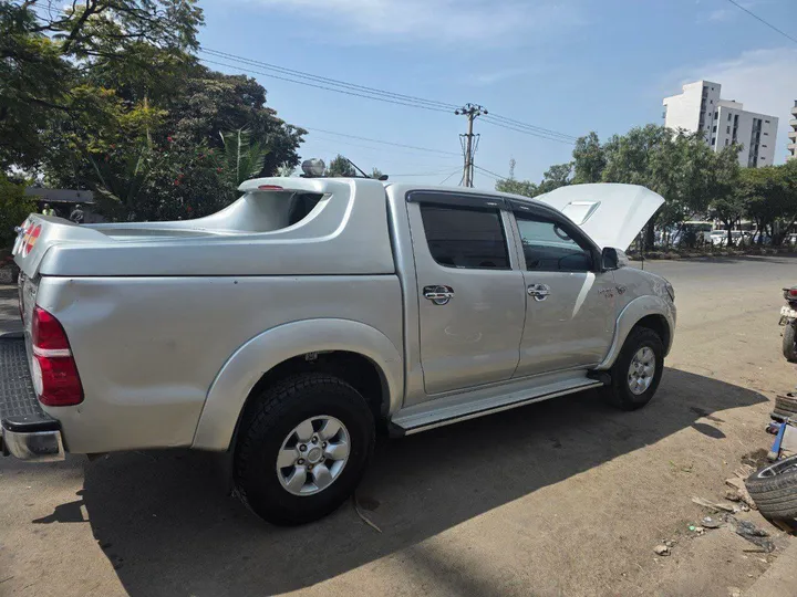 Toyota Hilux Double Cab 2009 – photo 5