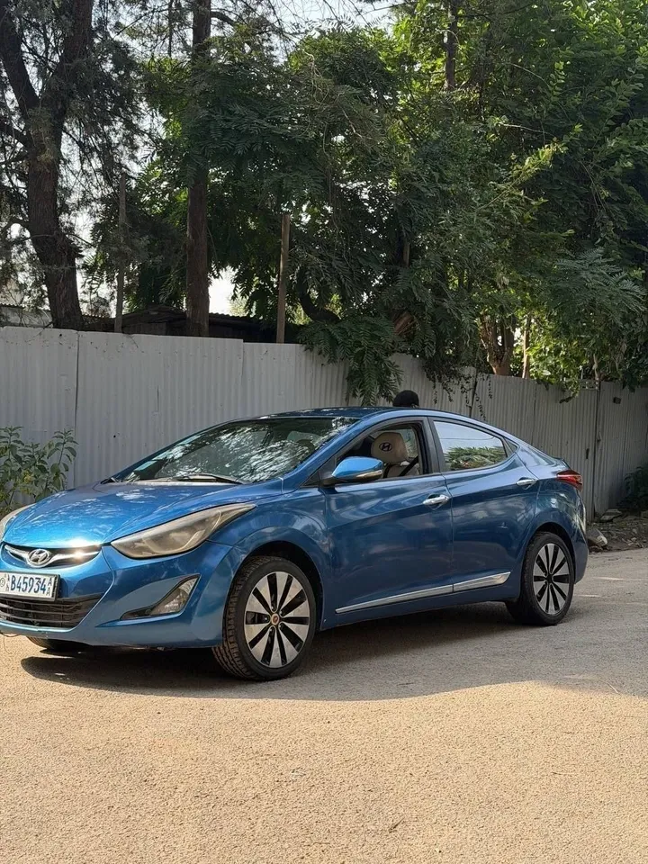 Hyundai Avante 2016 Automatic – photo 10