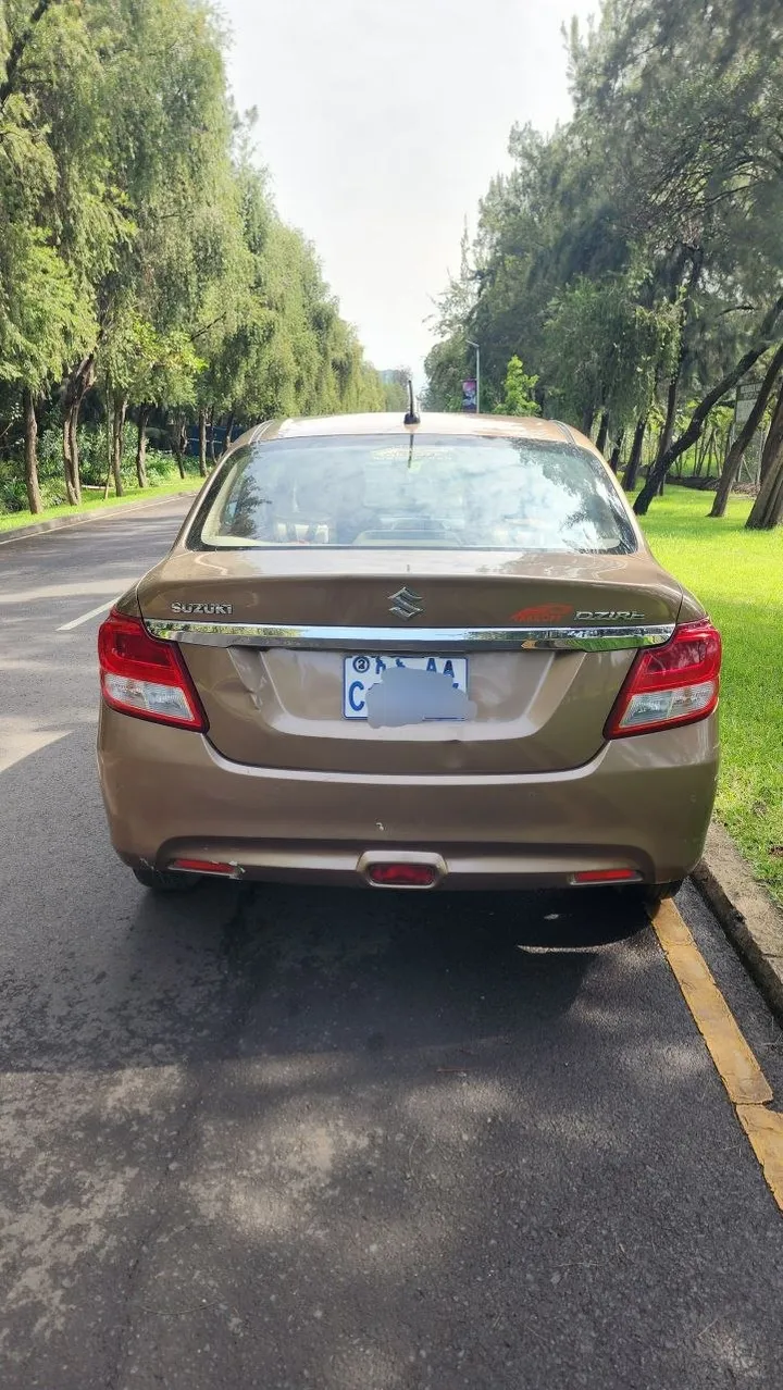 Suzuki Dzire 2021 Automatic – photo 5