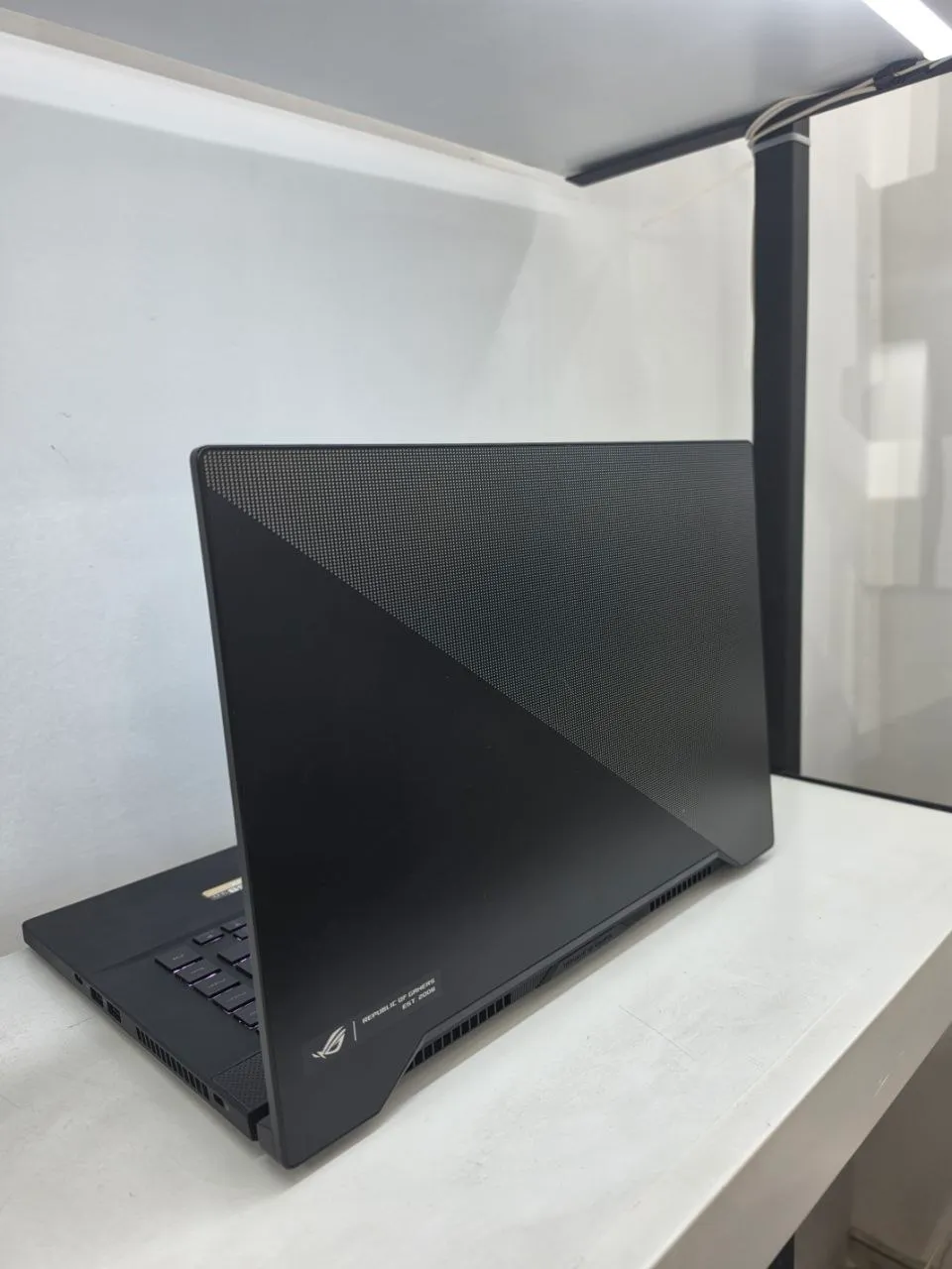 ASUS ROG Zephyrus RTX 2070 Laptop – photo 5