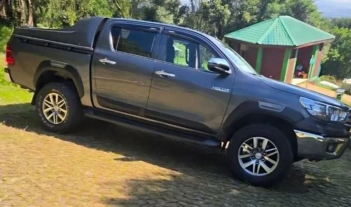 Toyota Hilux Revo Double Cab 2018 – photo 4