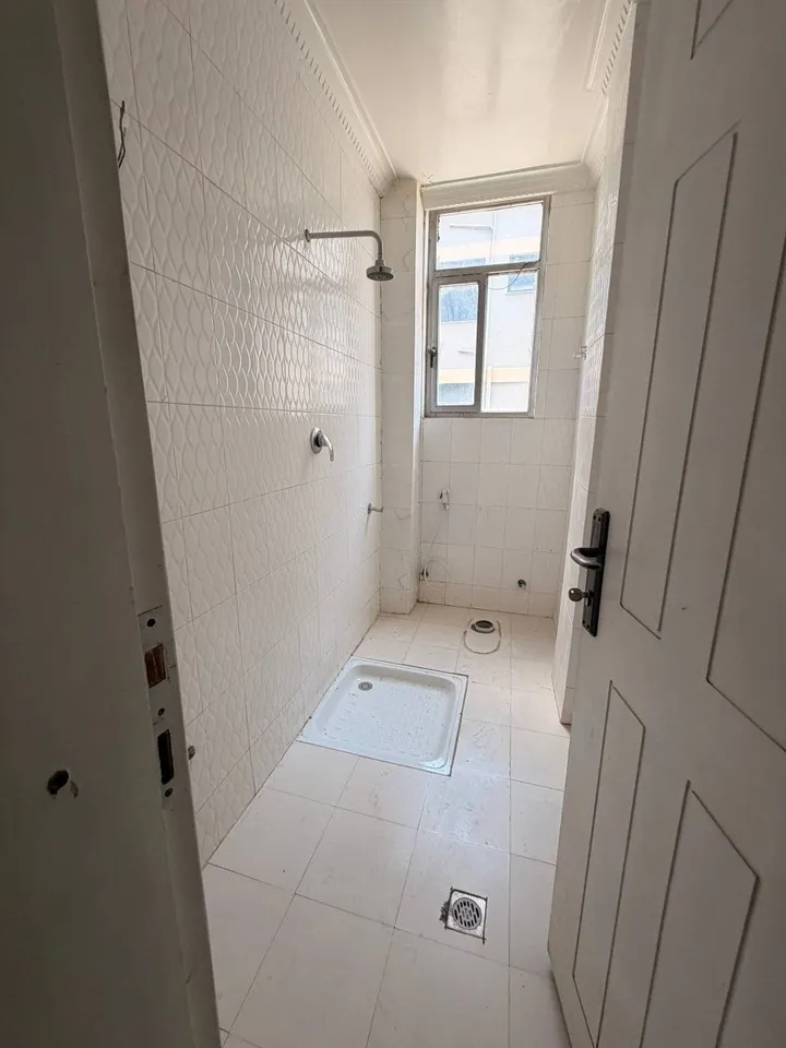 Summit 72 Apartment First Floor – photo 4