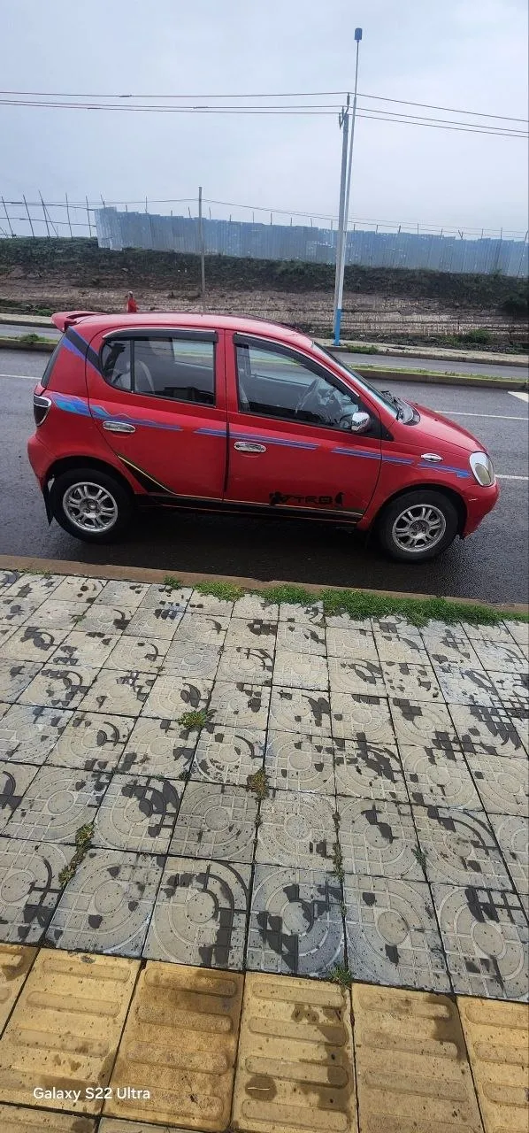 2000 Toyota Vitz Automatic – photo 4