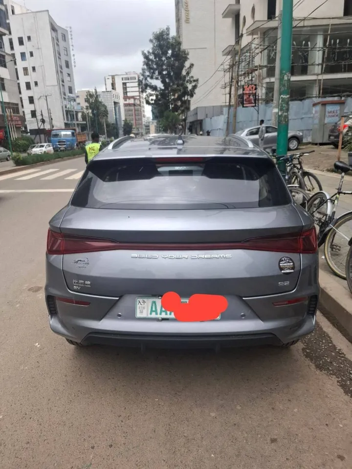 BYD E2 2025 Electric Car – photo 3