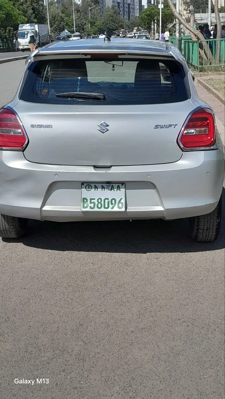 2022 Suzuki Swift 41000 km – photo 10