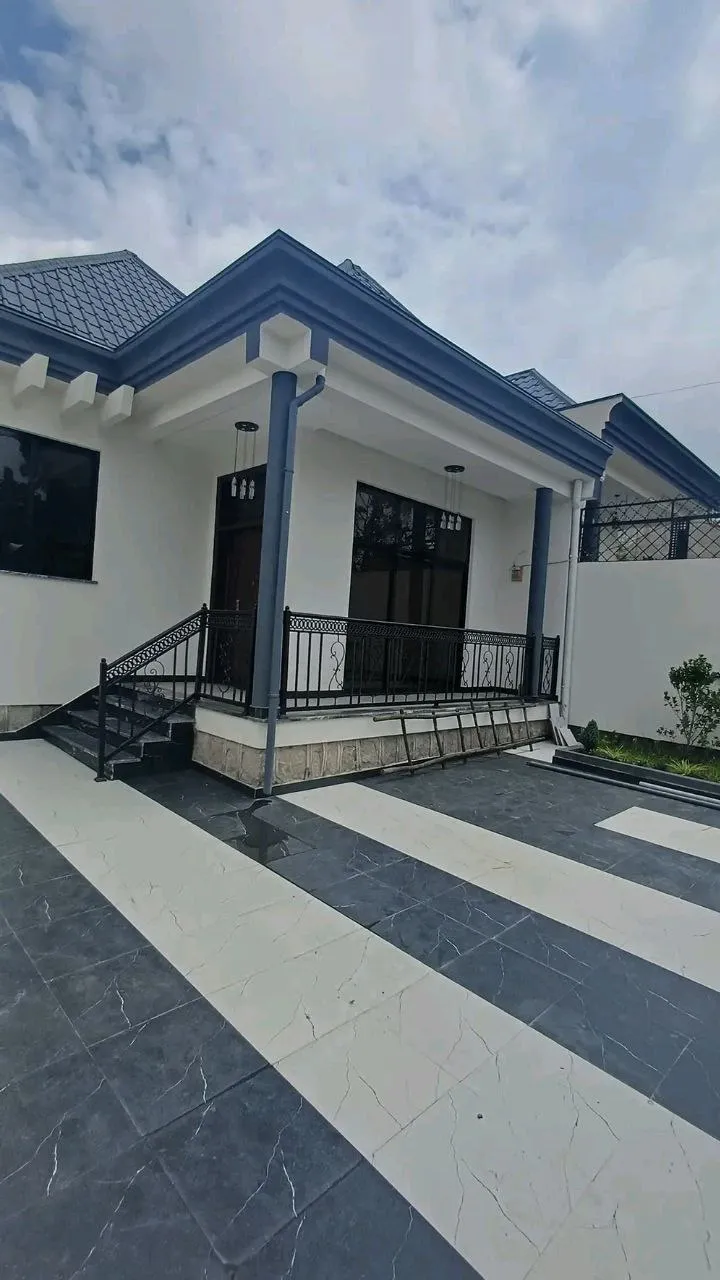 Modern House in Ayat Compound – photo 3