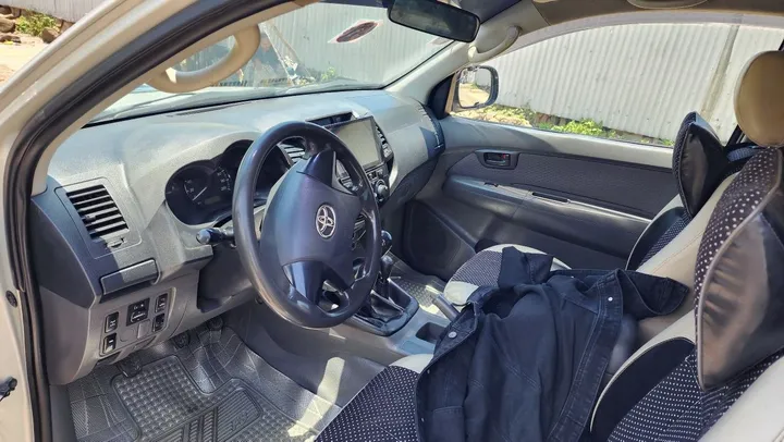 Toyota Hilux Double Cab 2012 – photo 3