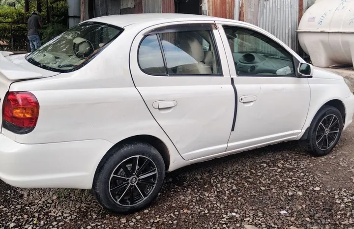 Toyota Platz 2005 Automatic 1.0L – photo 9