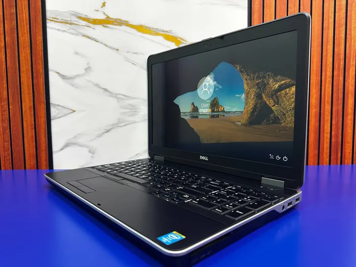 Dell Latitude i7 8GB Laptop – photo 4