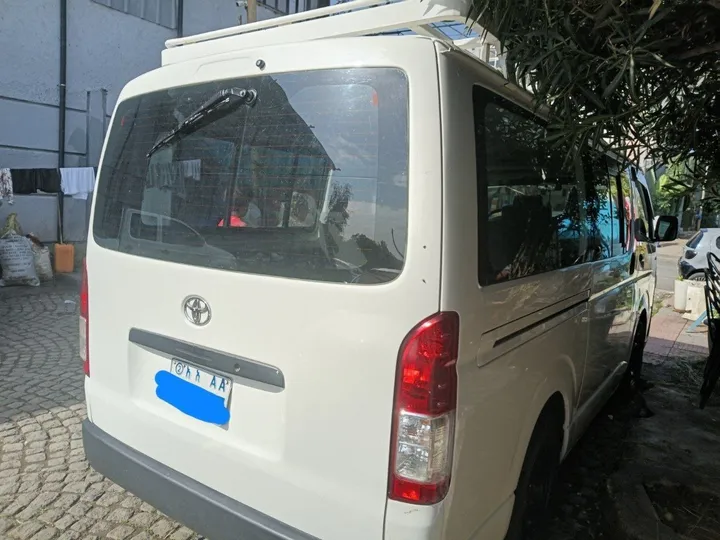 Toyota Abdula 2012 Manual Diesel – photo 3