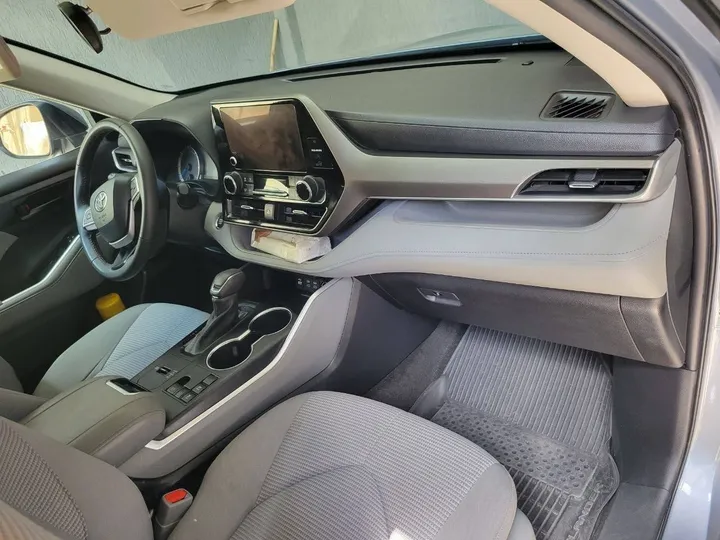 2023 Toyota Highlander Hybrid SUV – photo 4