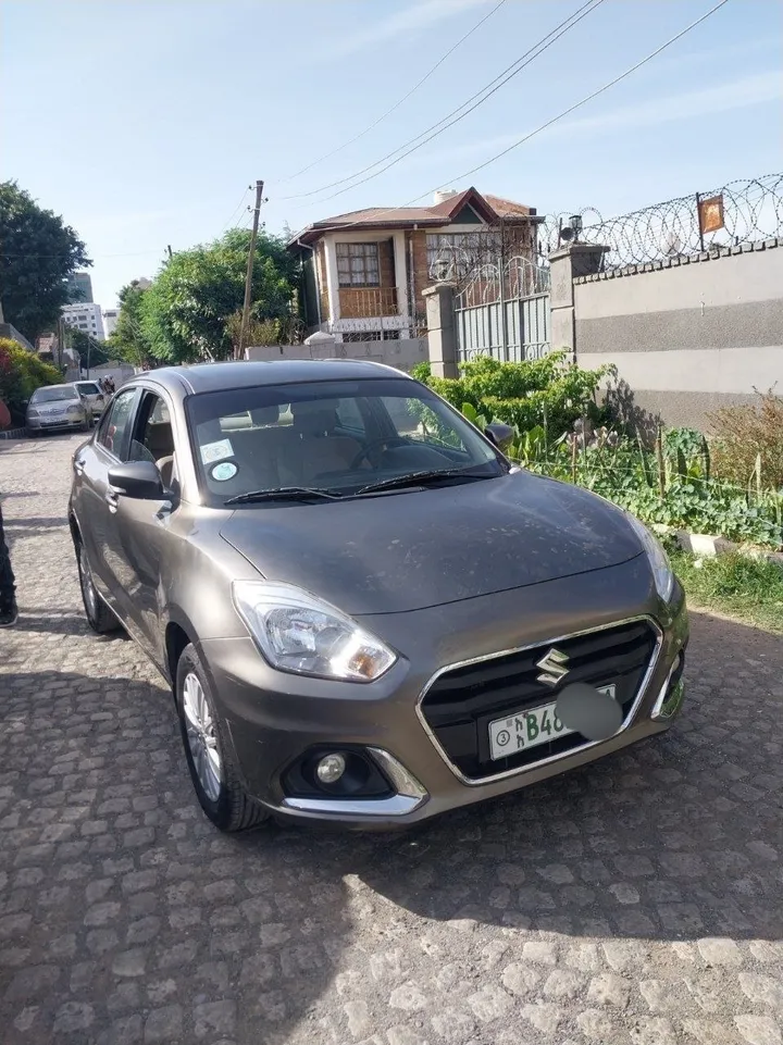 Suzuki Dzire 2021 Automatic – photo 7