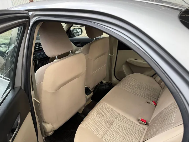 Suzuki Dzire 2022 Automatic Sedan – photo 4
