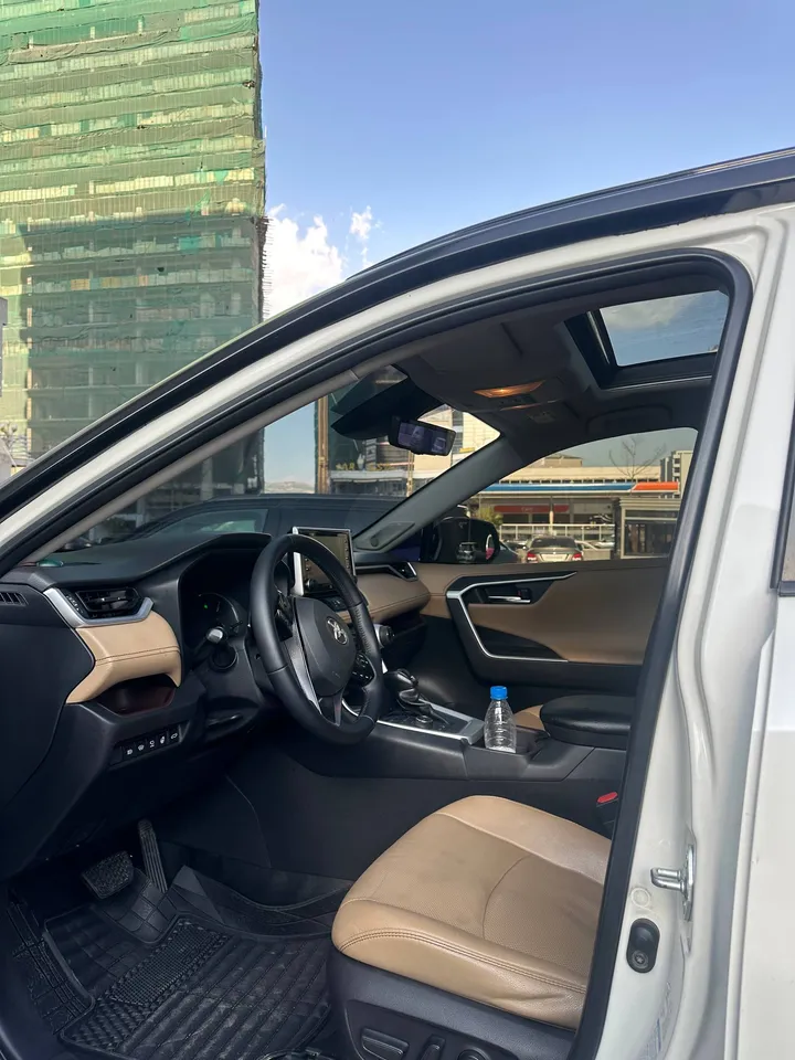 Toyota RAV4 2020 2.5L Petrol – photo 8