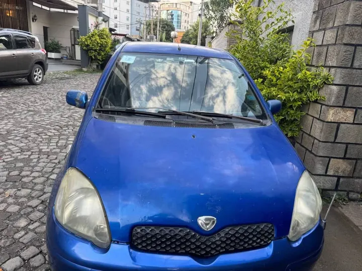 Toyota Vitz Hatchback – photo 7
