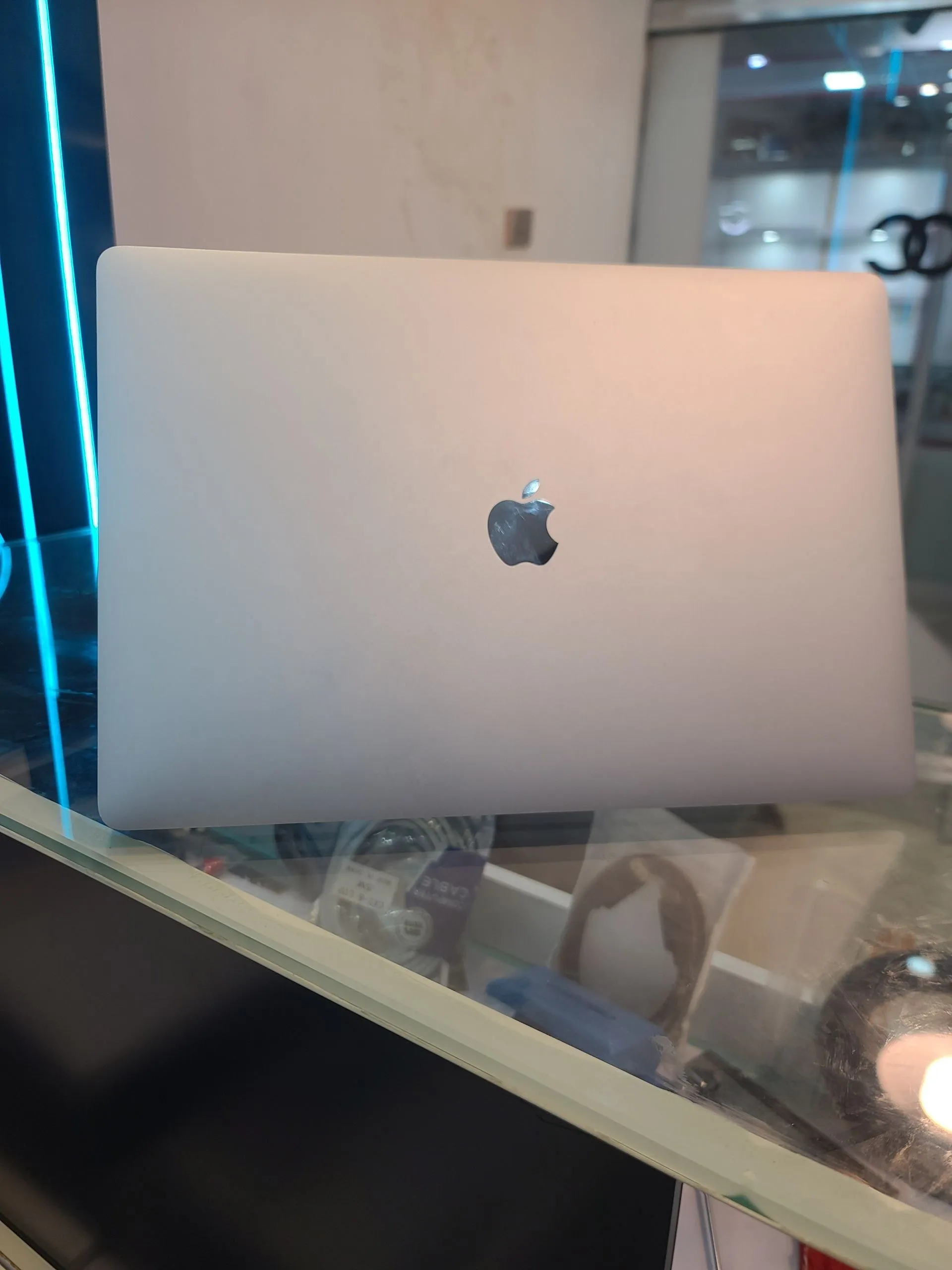 Apple MacBook Pro 2019 16 Inch – photo 3