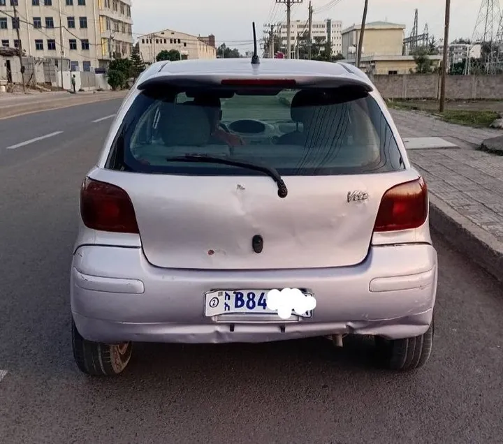 Toyota Vitz 2004 Automatic 1.0L – photo 5