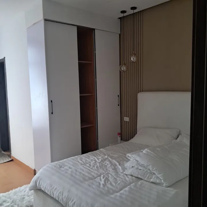2-Bedroom Apartment 96sqm 8th Floor – photo 3