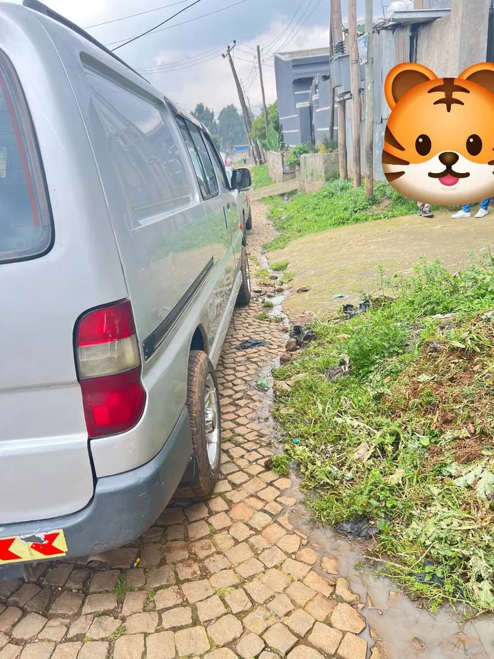 Toyota Hiace D4D Dolphin 2006 – photo 3