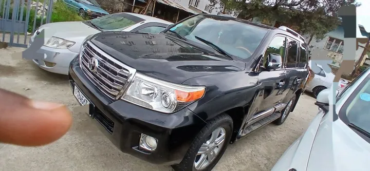 Toyota Land Cruiser V8 2014 – photo 4